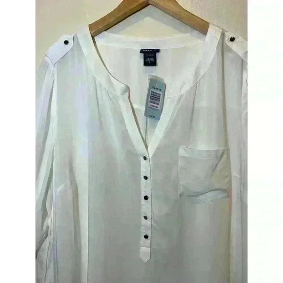 NWT TORRID  BLOUSE SIZE 2 - Picture 5 of 7